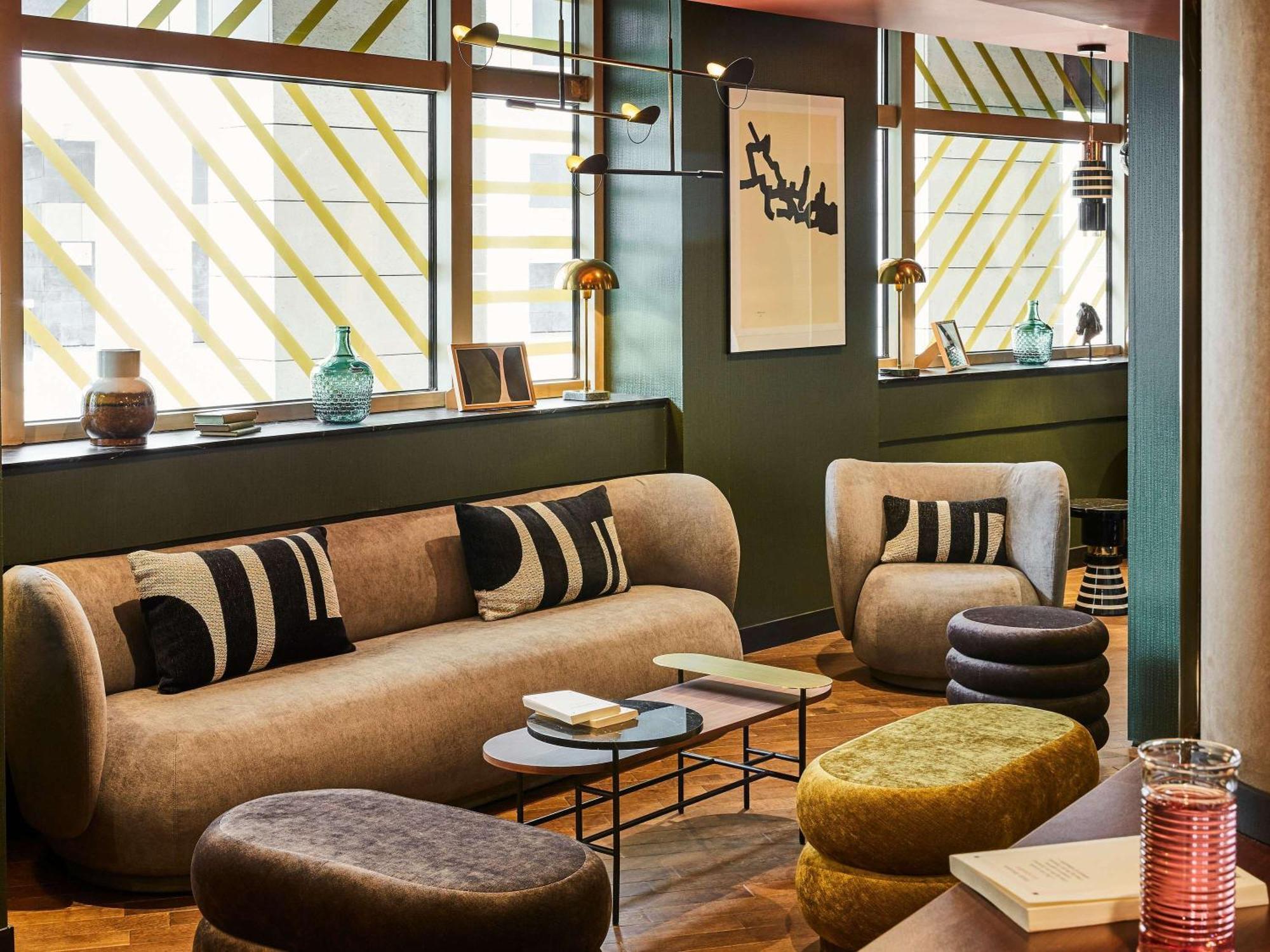 Nest Paris La Defense - Mgallery Puteaux Bagian luar foto The lounge at the hotel